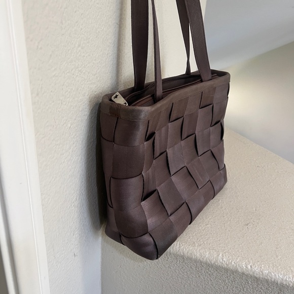 - Harveys Seatbelt Large Brown Cross Woven Drop Handle Tote‎ Purse Satchel … - Picture 10 of 10